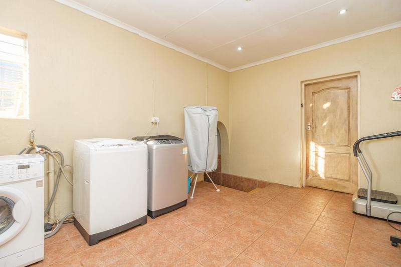 4 Bedroom Property for Sale in Rant En Dal Gauteng