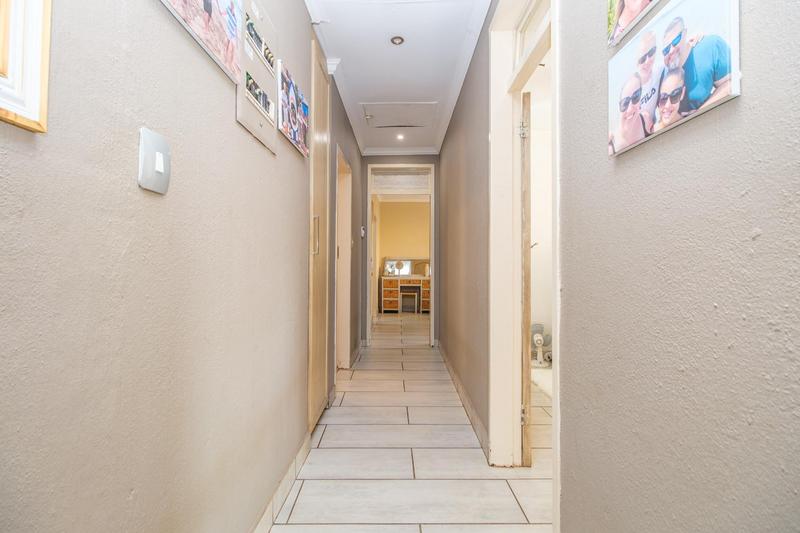 4 Bedroom Property for Sale in Rant En Dal Gauteng