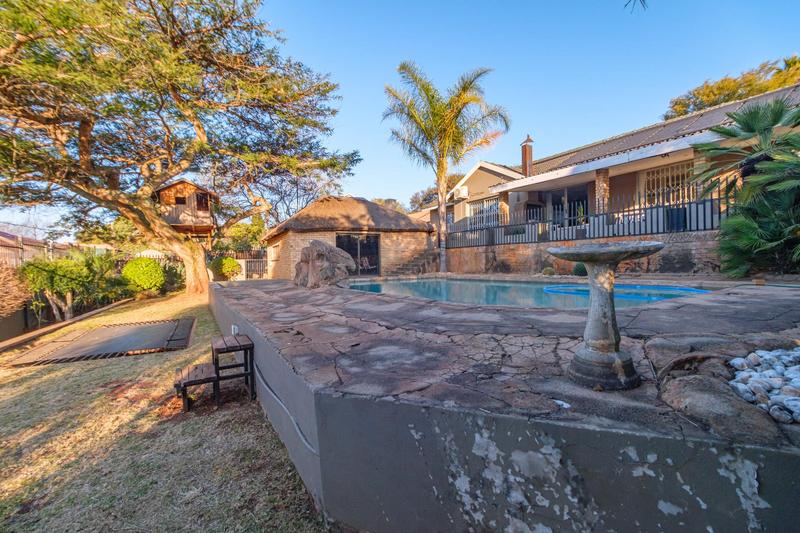 4 Bedroom Property for Sale in Rant En Dal Gauteng