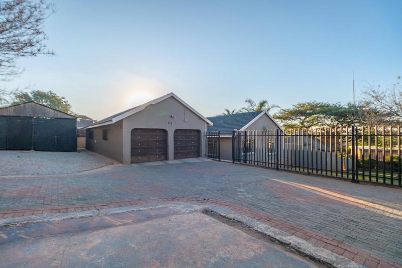 4 Bedroom Property for Sale in Rant En Dal Gauteng