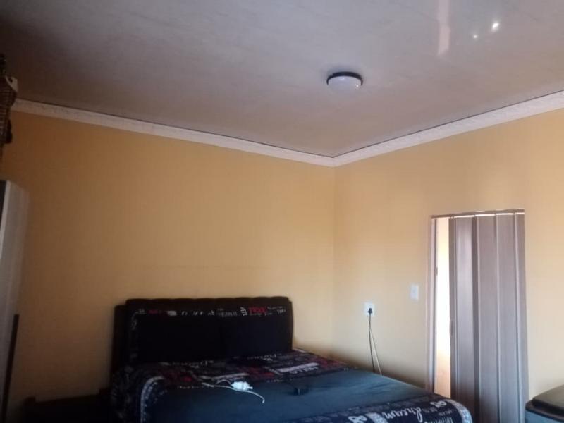 12 Bedroom Property for Sale in Siluma View Gauteng