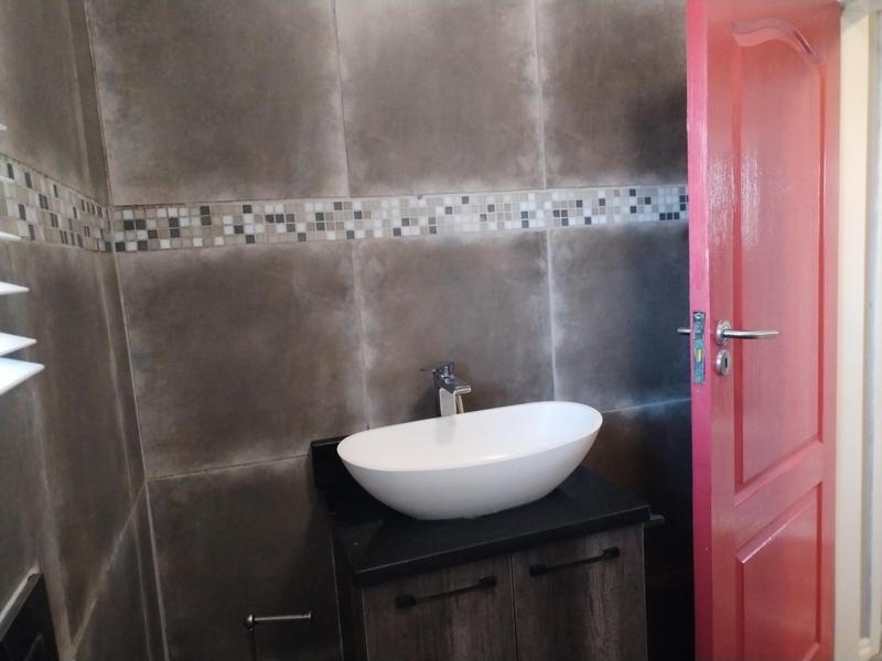 To Let 2 Bedroom Property for Rent in Witpoortjie Gauteng