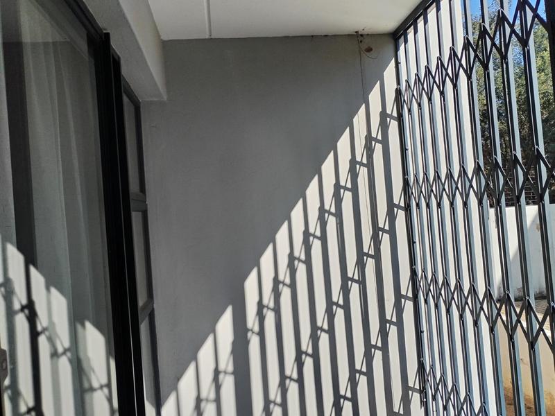 To Let 2 Bedroom Property for Rent in Witpoortjie Gauteng