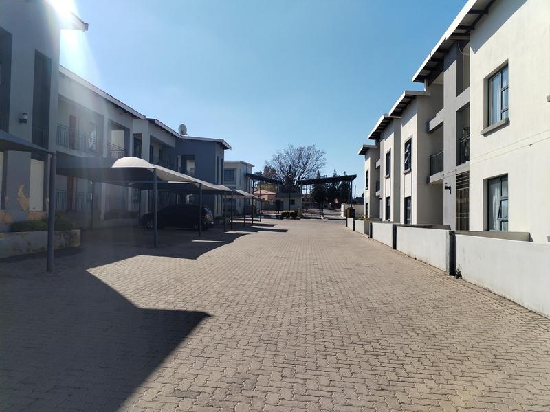 To Let 2 Bedroom Property for Rent in Witpoortjie Gauteng