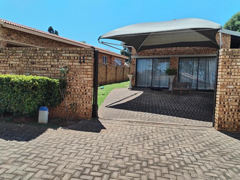 3 Bedroom Property for Sale in Groblerpark Gauteng