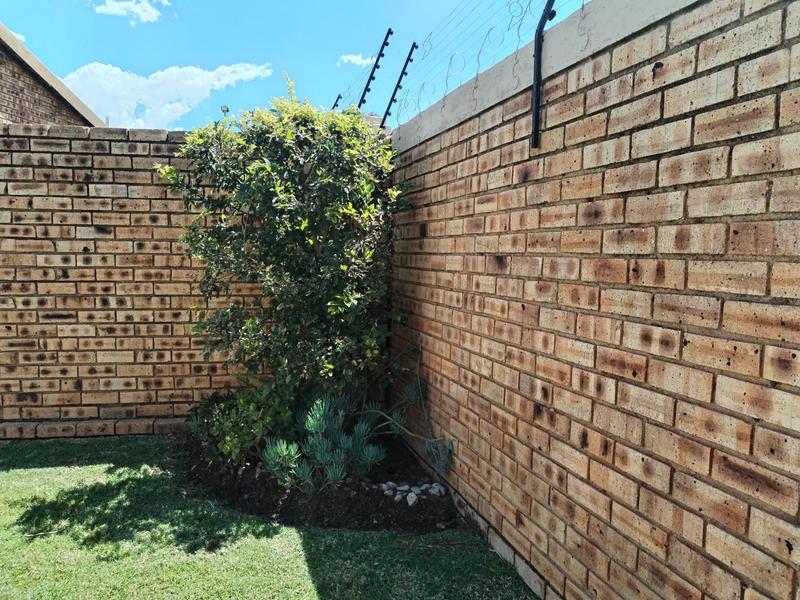 3 Bedroom Property for Sale in Groblerpark Gauteng