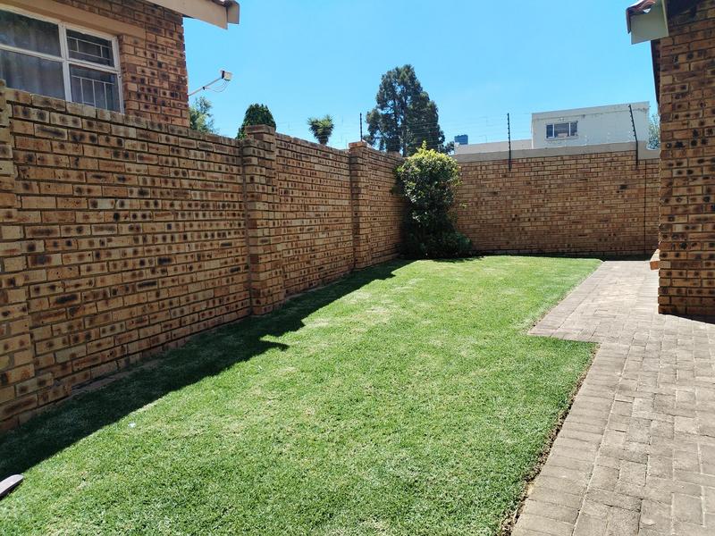 3 Bedroom Property for Sale in Groblerpark Gauteng