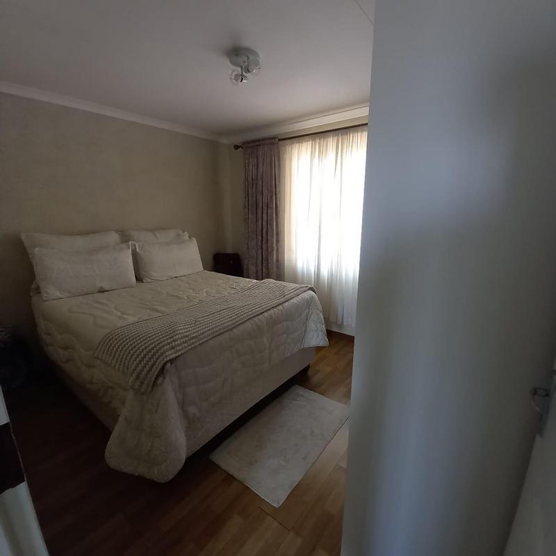 2 Bedroom Property for Sale in Crystal Park Gauteng