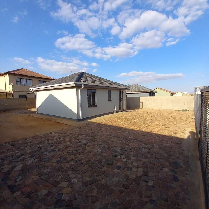 2 Bedroom Property for Sale in Crystal Park Gauteng