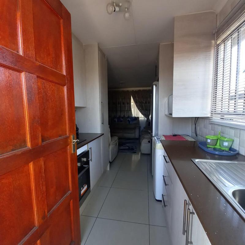 2 Bedroom Property for Sale in Crystal Park Gauteng