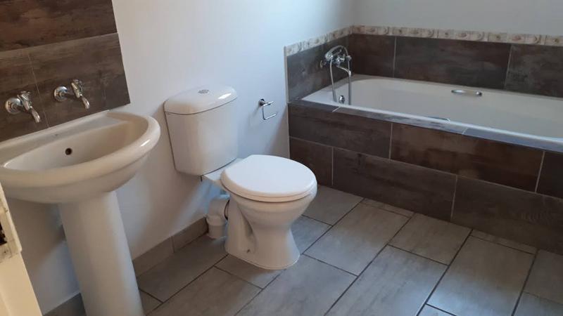 2 Bedroom Property for Sale in Sharon Park Gauteng