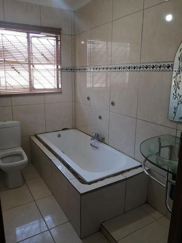 3 Bedroom Property for Sale in Mindalore Gauteng