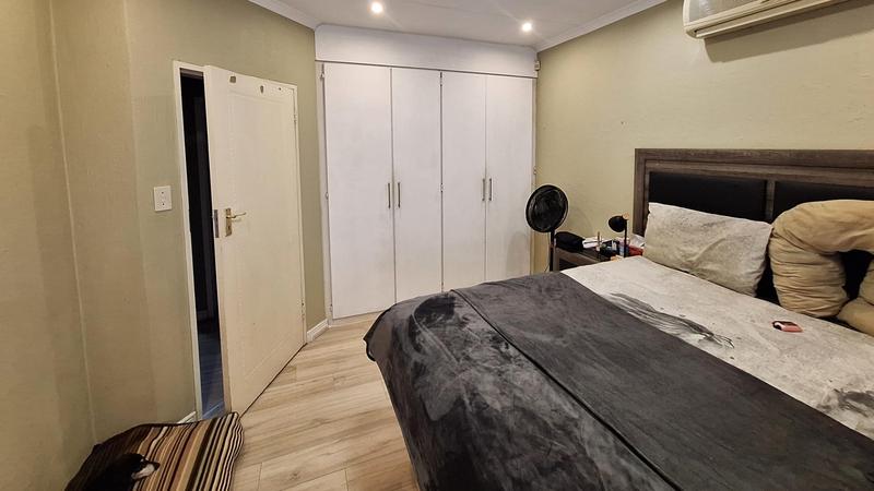 3 Bedroom Property for Sale in Wierda Park Gauteng
