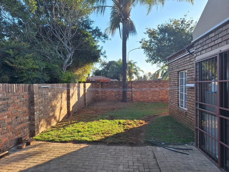 3 Bedroom Property for Sale in Wierda Park Gauteng
