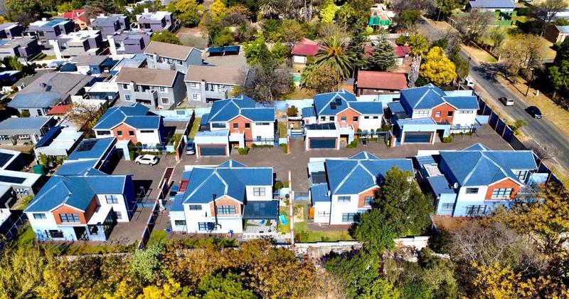 4 Bedroom Property for Sale in Ferndale Gauteng