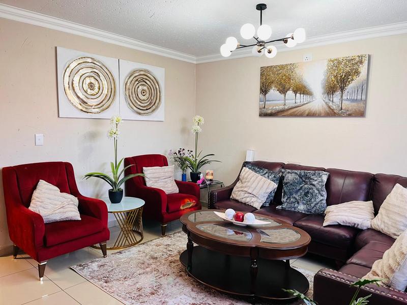 4 Bedroom Property for Sale in Fleurhof Gauteng