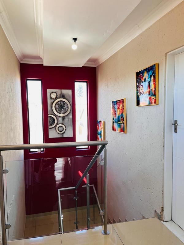 4 Bedroom Property for Sale in Fleurhof Gauteng