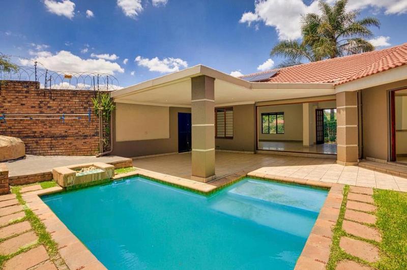 3 Bedroom Property for Sale in Hurlingham Gauteng