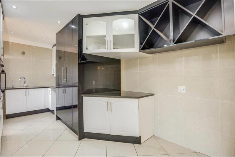 3 Bedroom Property for Sale in Hurlingham Gauteng