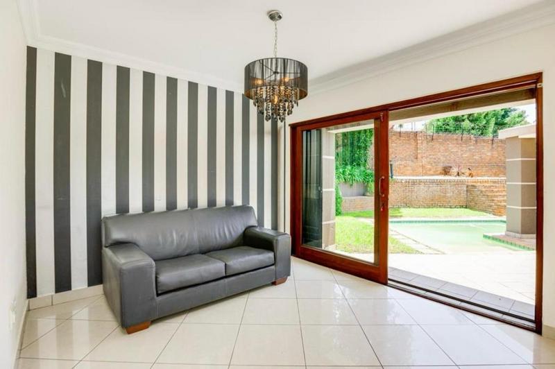 3 Bedroom Property for Sale in Hurlingham Gauteng