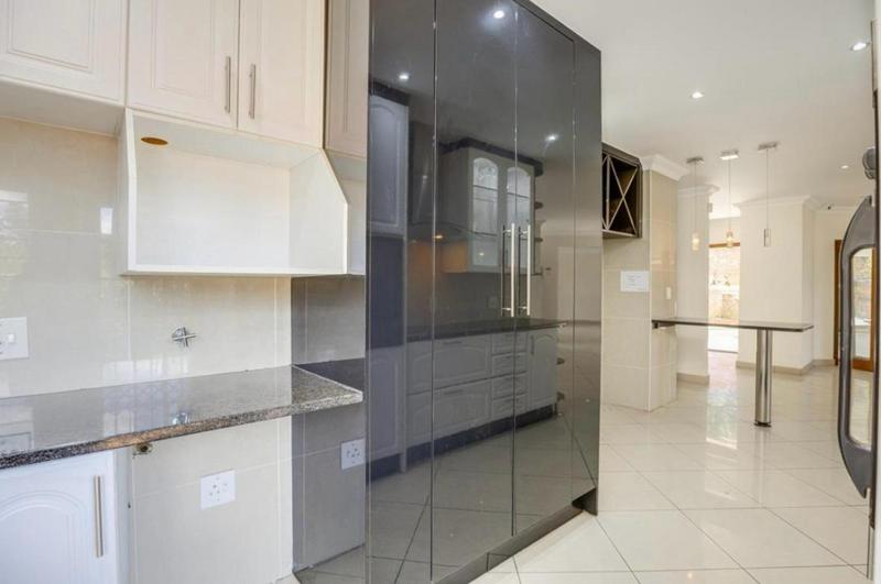3 Bedroom Property for Sale in Hurlingham Gauteng