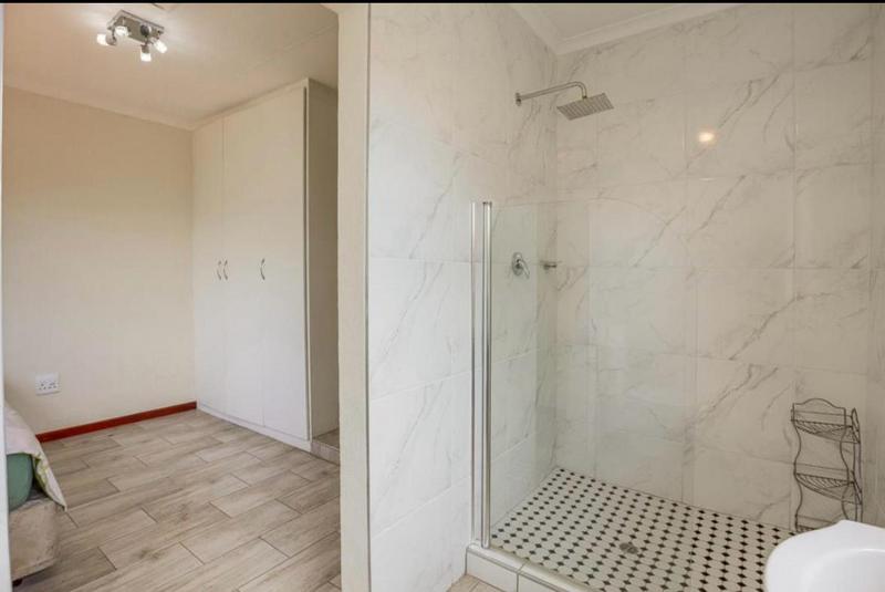 3 Bedroom Property for Sale in Hurlingham Gauteng