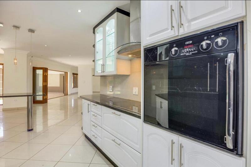 3 Bedroom Property for Sale in Hurlingham Gauteng