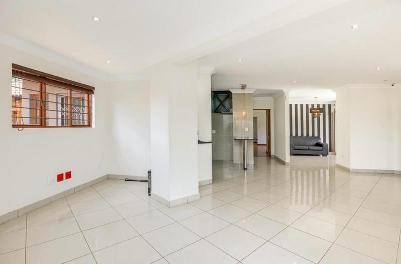 3 Bedroom Property for Sale in Hurlingham Gauteng