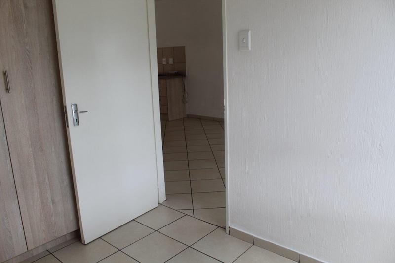 2 Bedroom Property for Sale in Vanderbijlpark CW 5 Gauteng