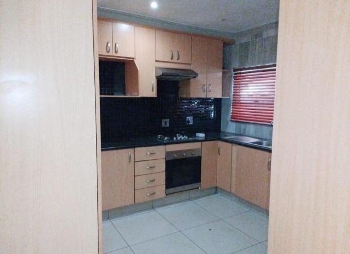 To Let 4 Bedroom Property for Rent in Dawn Park Gauteng