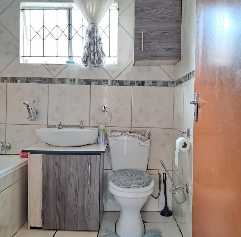 To Let 3 Bedroom Property for Rent in Dawn Park Gauteng
