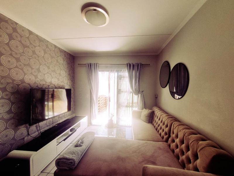 To Let 1 Bedroom Property for Rent in Lilianton Gauteng
