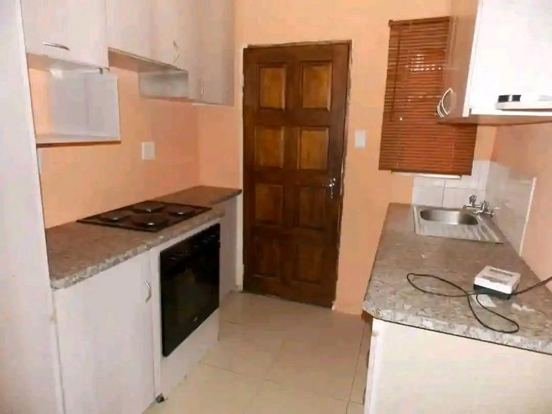 To Let 2 Bedroom Property for Rent in Windmill Park Gauteng