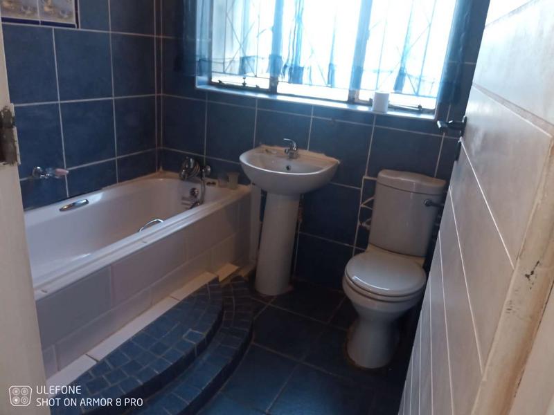 To Let 3 Bedroom Property for Rent in Elspark Gauteng