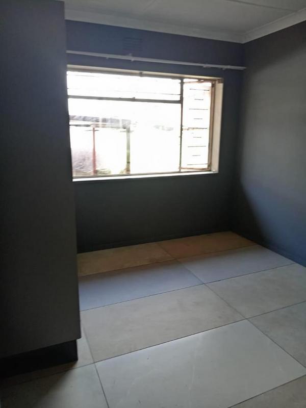 To Let 3 Bedroom Property for Rent in Wannenburghoogte Gauteng