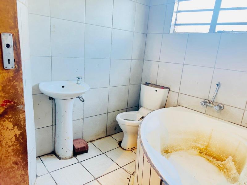 To Let 2 Bedroom Property for Rent in Vosloorus Gauteng