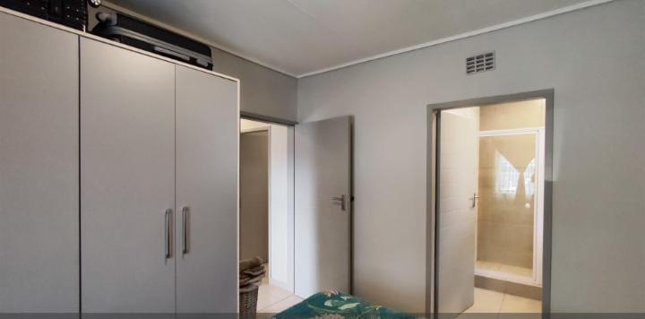 3 Bedroom Property for Sale in Albertsdal Gauteng