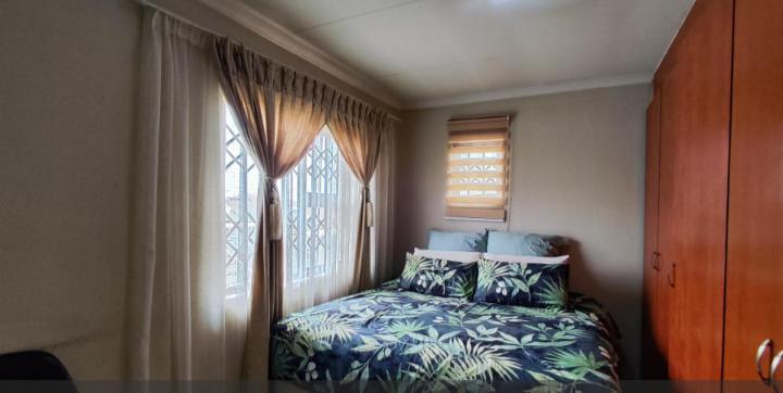 3 Bedroom Property for Sale in Alrode South Gauteng