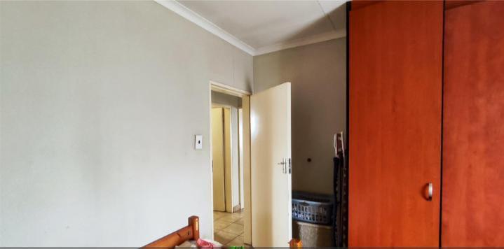 3 Bedroom Property for Sale in Alrode South Gauteng