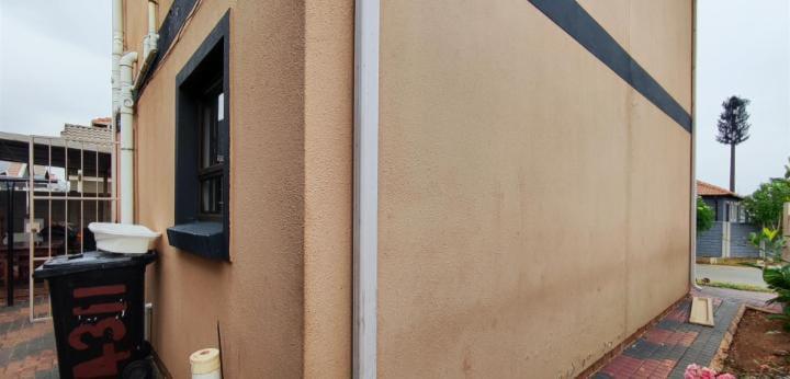 3 Bedroom Property for Sale in Alrode South Gauteng