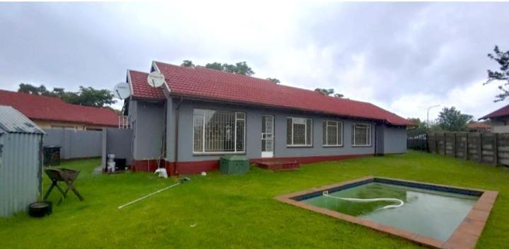 3 Bedroom Property for Sale in Mayberry Park Gauteng