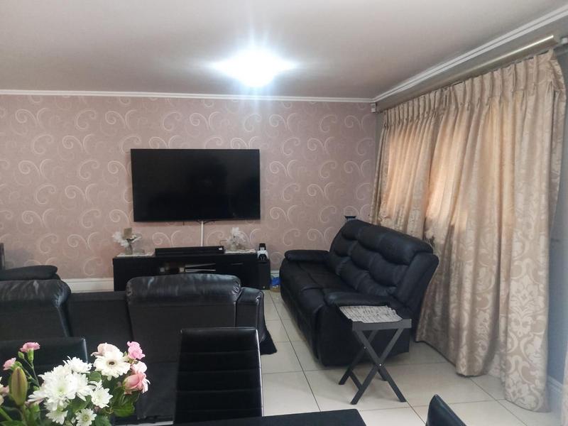 3 Bedroom Property for Sale in Bedfordview Gauteng