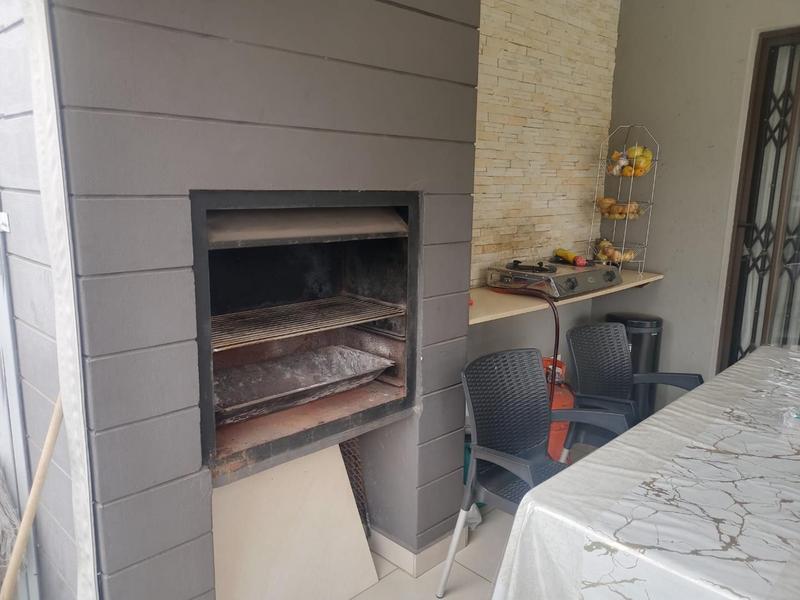 3 Bedroom Property for Sale in Bedfordview Gauteng
