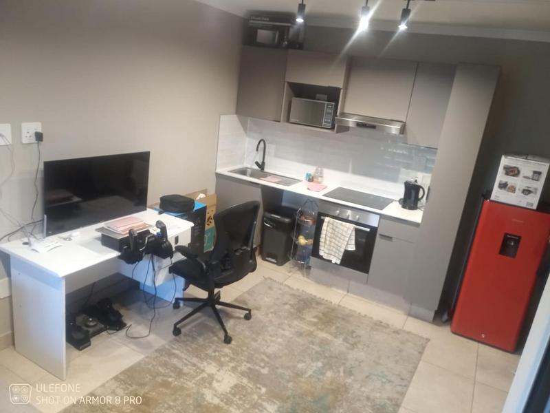 1 Bedroom Property for Sale in Bedfordview Gauteng
