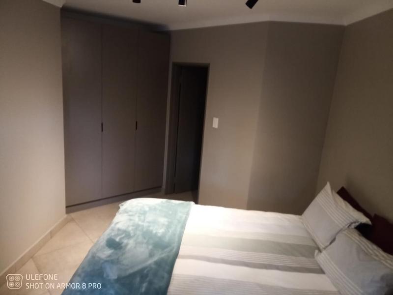 1 Bedroom Property for Sale in Bedfordview Gauteng