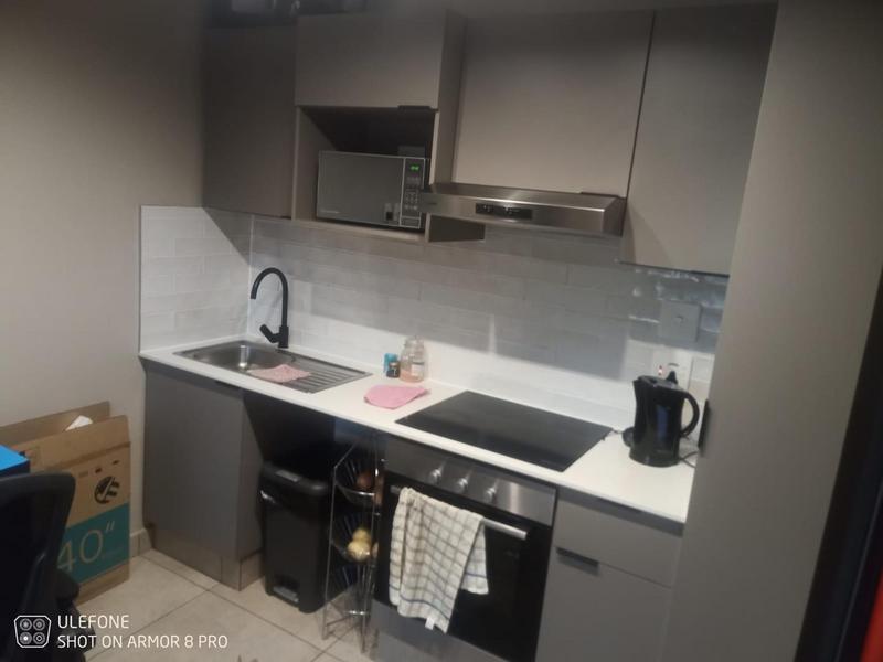 1 Bedroom Property for Sale in Bedfordview Gauteng