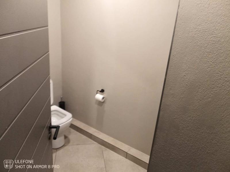 1 Bedroom Property for Sale in Bedfordview Gauteng
