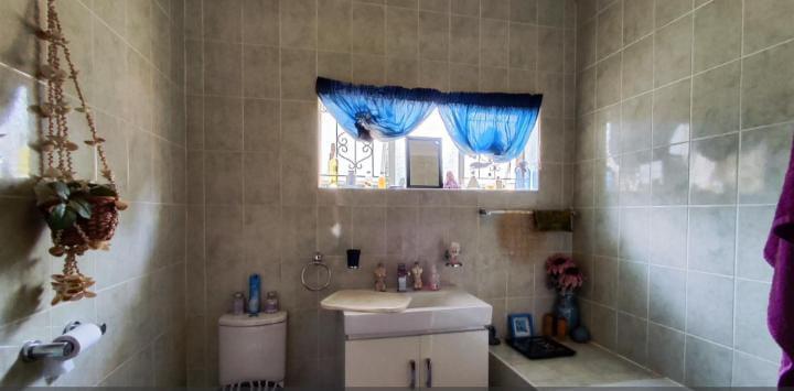 3 Bedroom Property for Sale in Farrarmere Gauteng