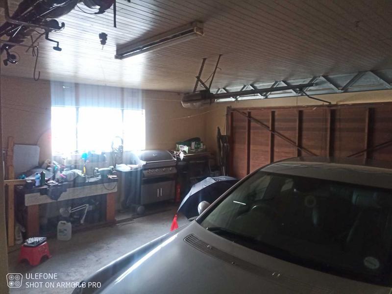 4 Bedroom Property for Sale in Mackenzie Park Gauteng