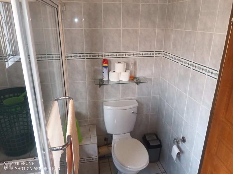 4 Bedroom Property for Sale in Mackenzie Park Gauteng